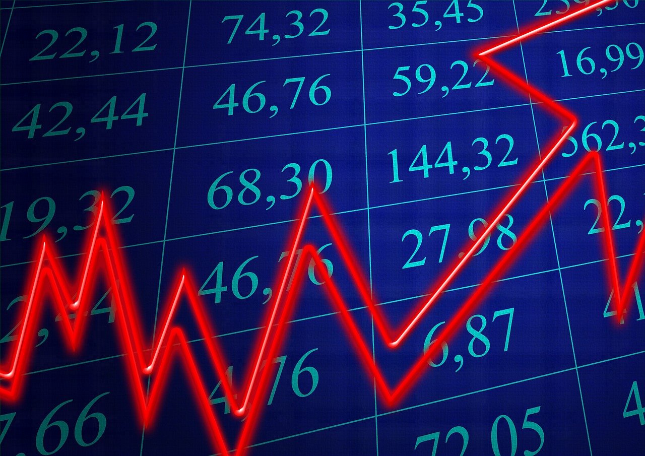 【蹭来蹭去什么意思,小猫打滚蹭来蹭去什么意思】