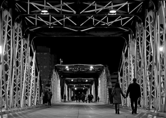 【潮湿怎么办,男人腿裆部潮湿怎么办】