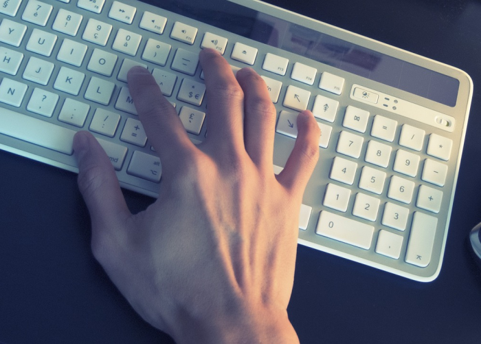 【倾城之绝世无双,倾城世无双写的小说】