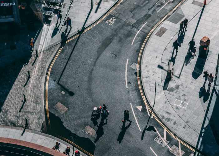 (当一个男生开始注重穿着打扮)，如果一个男生开始注重打扮