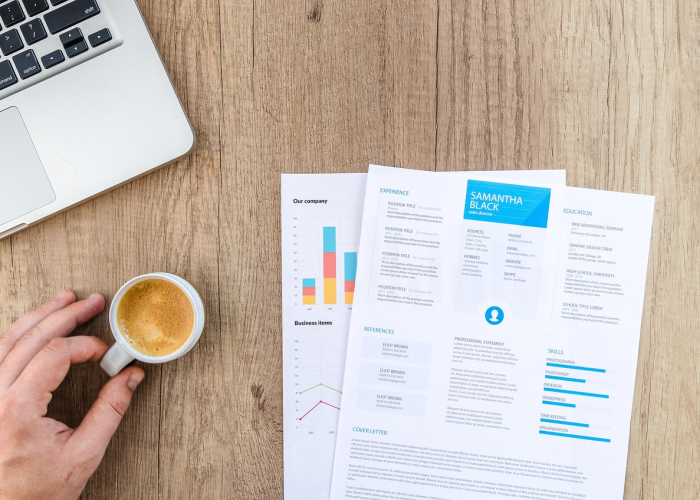 (101_102=1移动一个数字使等式成立)，101102=1移动一根火柴,使等式成立!